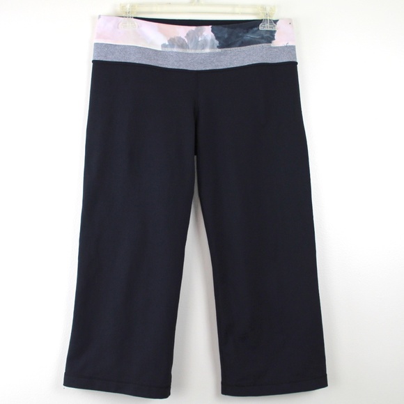 Lululemon Groove Reversible Cropped Leggings 8